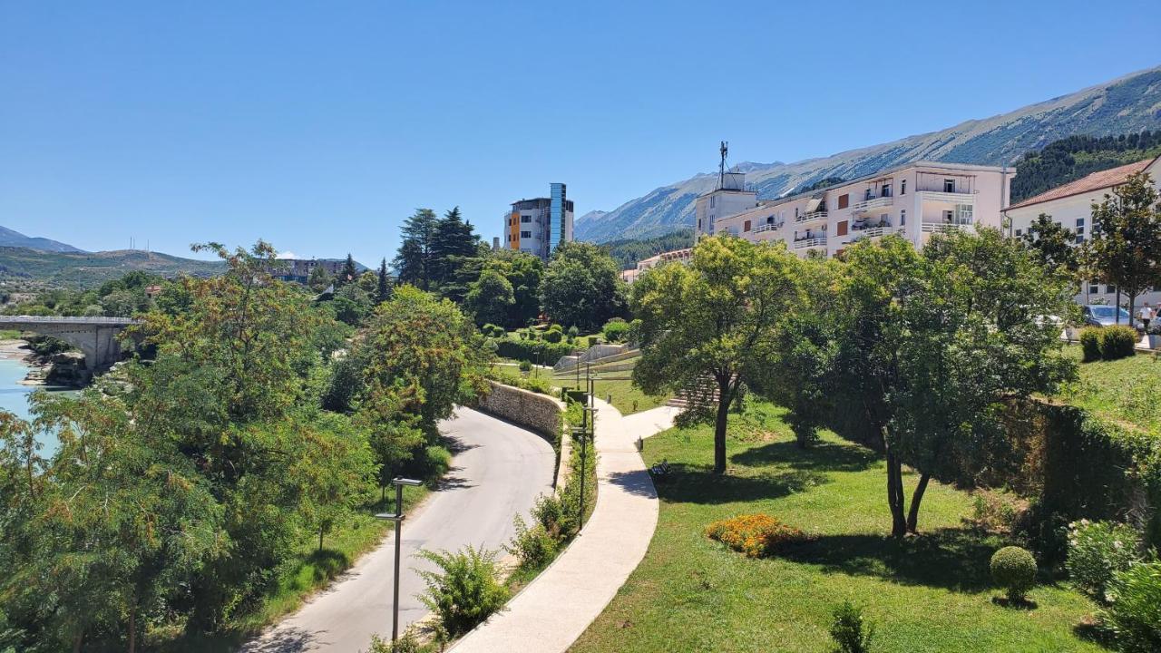 Alvero Hotel Permet Bagian luar foto