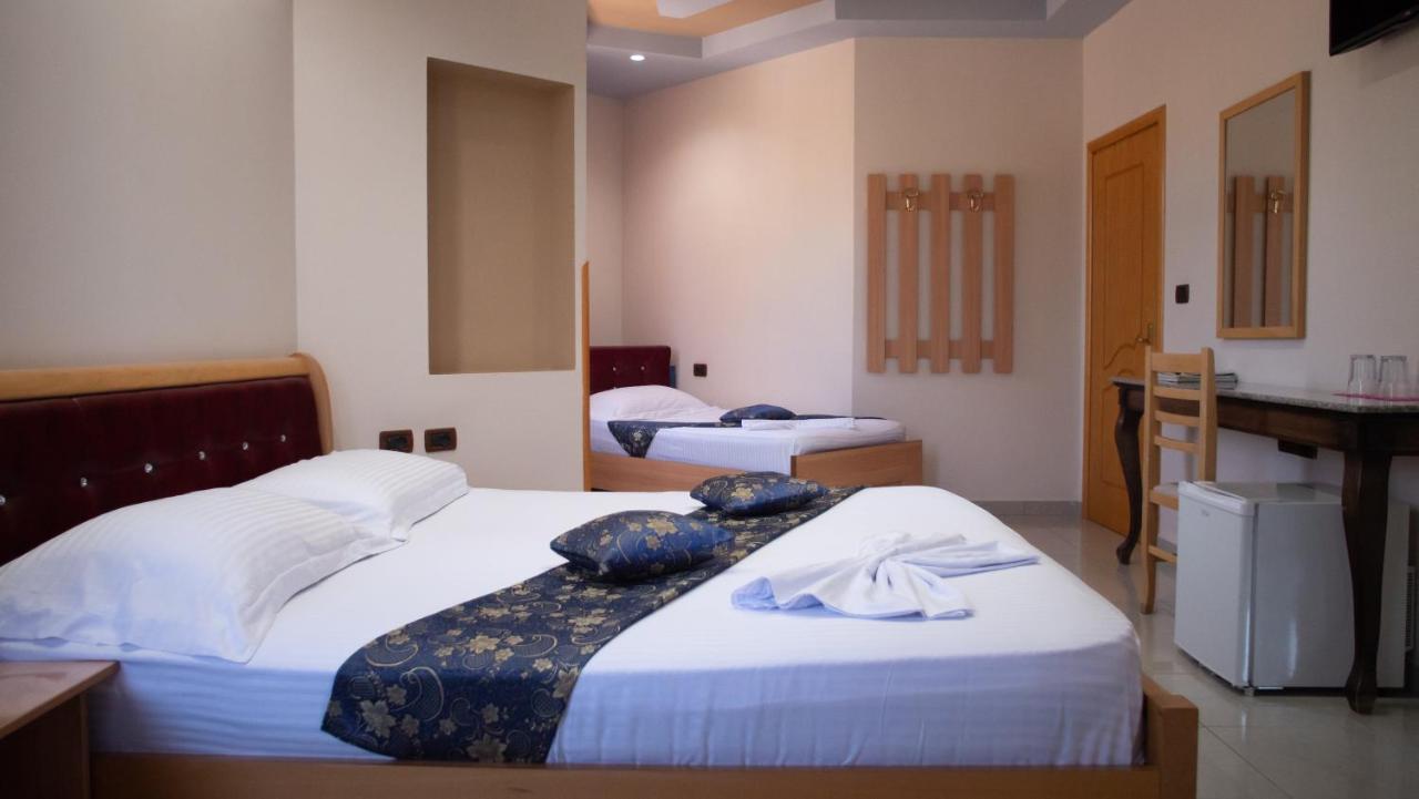 Alvero Hotel Permet Bagian luar foto