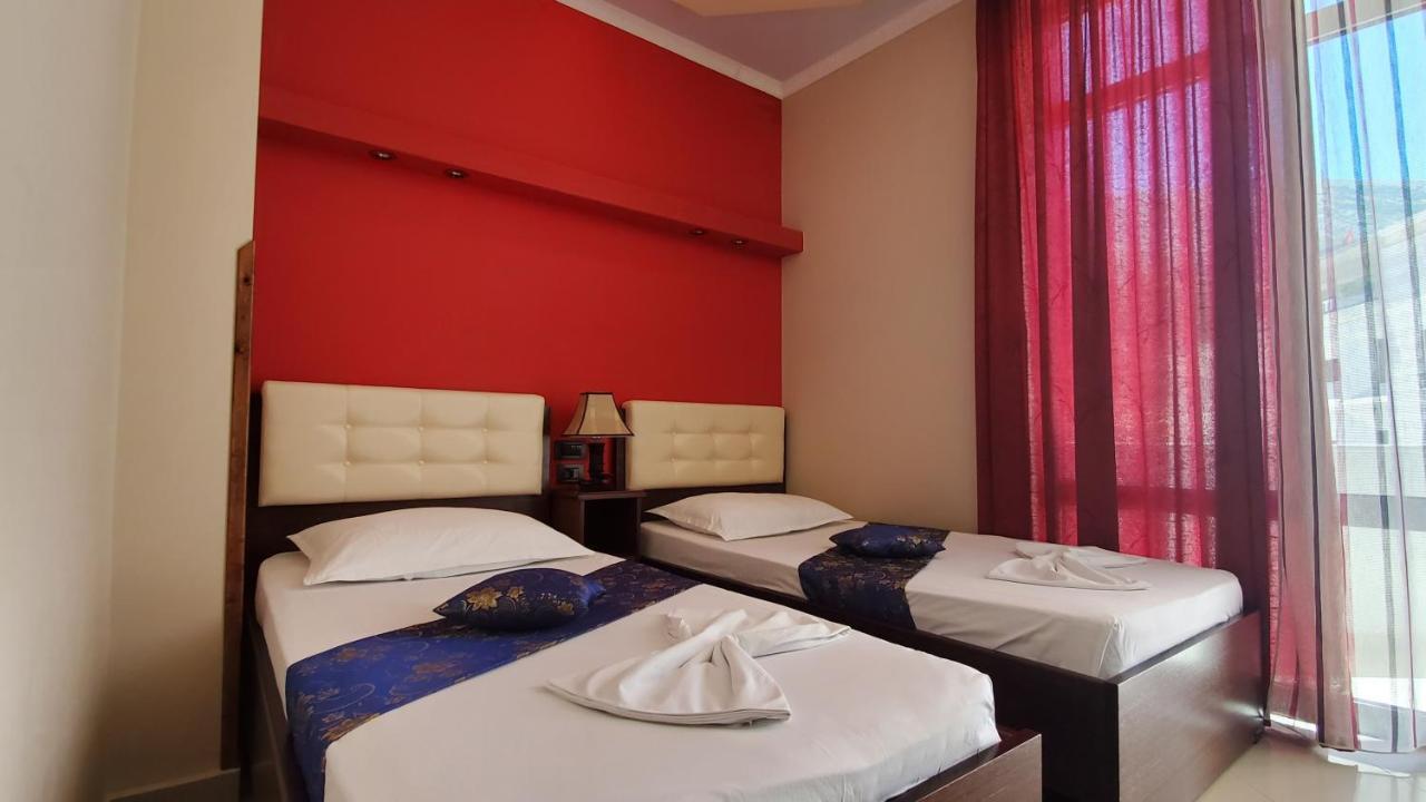 Alvero Hotel Permet Bagian luar foto