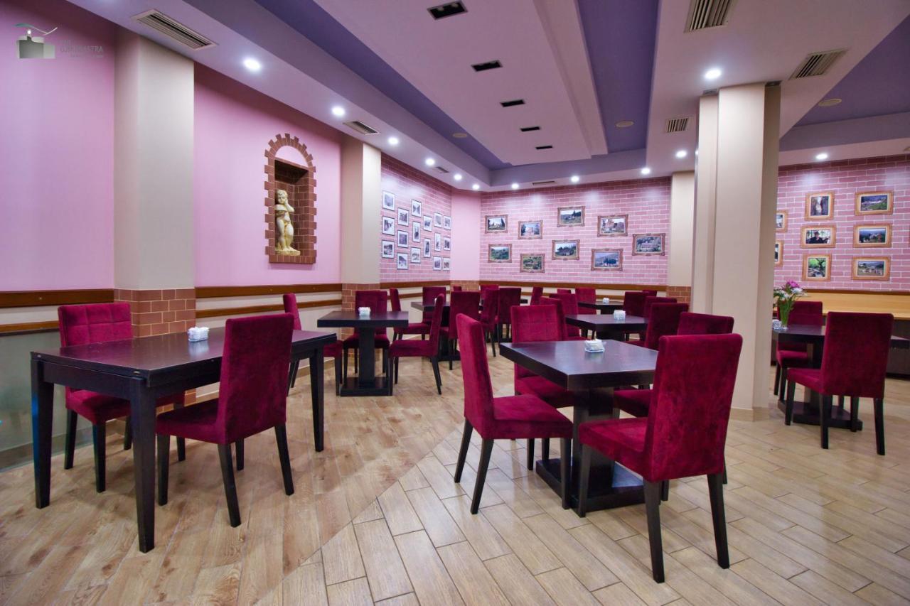 Alvero Hotel Permet Bagian luar foto